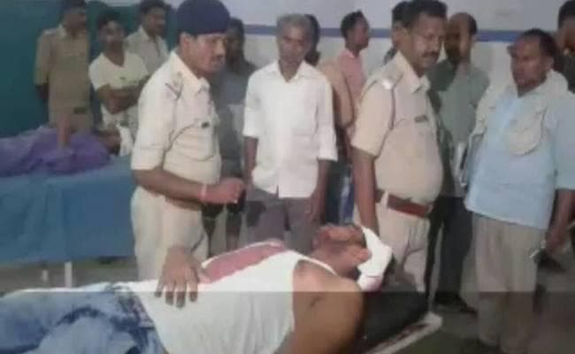 VIDEO : बक्सर में बेखौफ हुए अपराधी, खुलेआम फायरिंग और लूटपाट