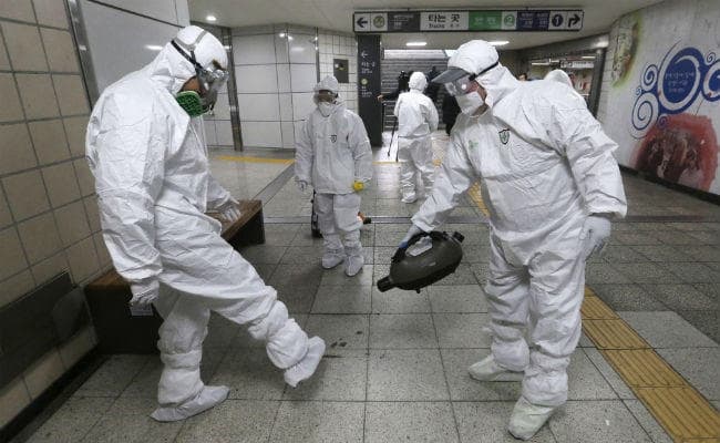 दुनियाभर में कोरोना वायरस से 77 हजार से अधिक लोग संक्रमित, चीन में मौत का आंकड़ा 2300 के पार