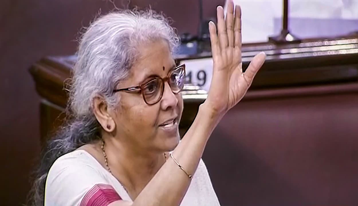 निर्मला सीतारमण ने कहा - आर्थिक संकट से उबरने के लिए नए नोट छापने का नहीं है कोई प्लान