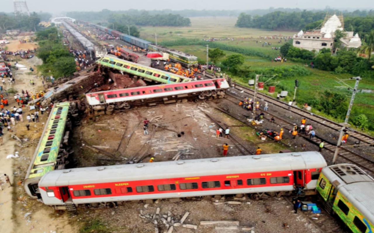 Balasore Train Accident: CBI ने सिग्नल जूनियर इंजीनियर के घर को किया सील, पूछताछ के बाद से परिवार समेत लापता