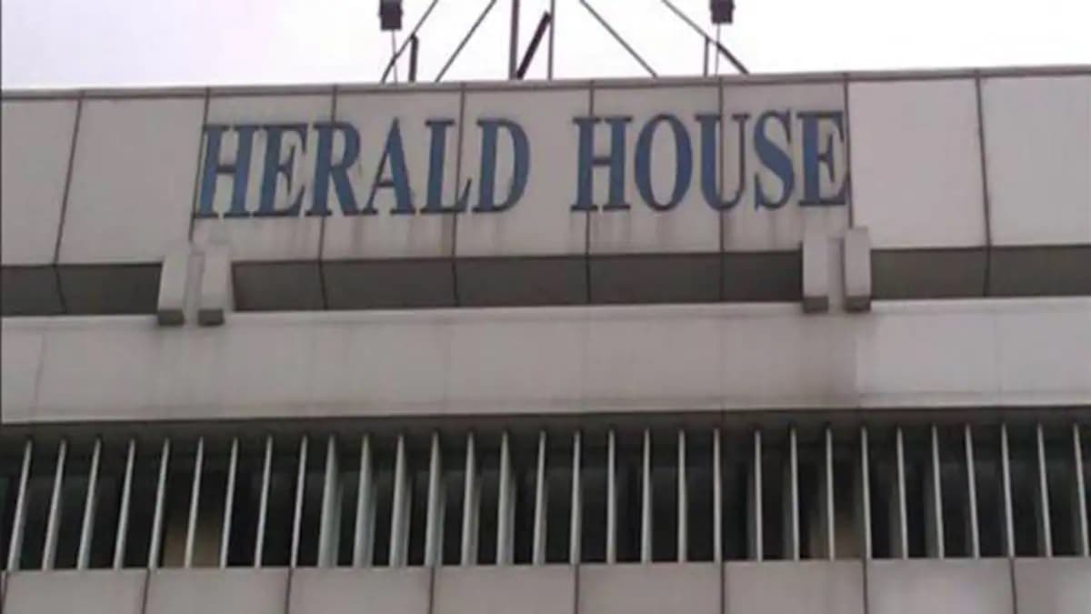 National Herald की बिल्डिंग में मौजूद यंग इंडिया के दफ्तर को ED ने सील किया