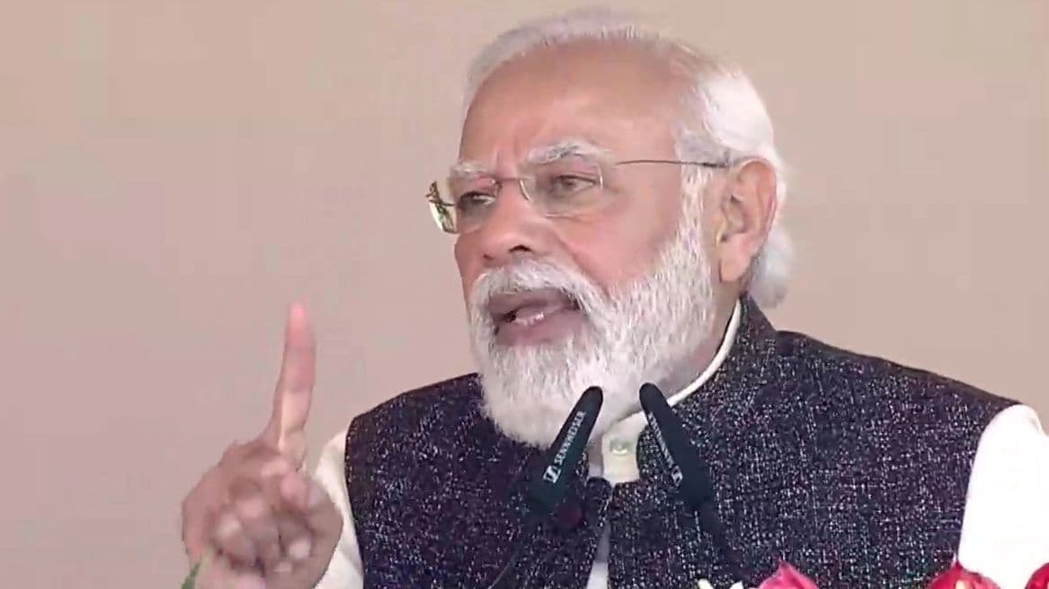 पीएम मोदी : स्वर्णिम भारत के निर्माता