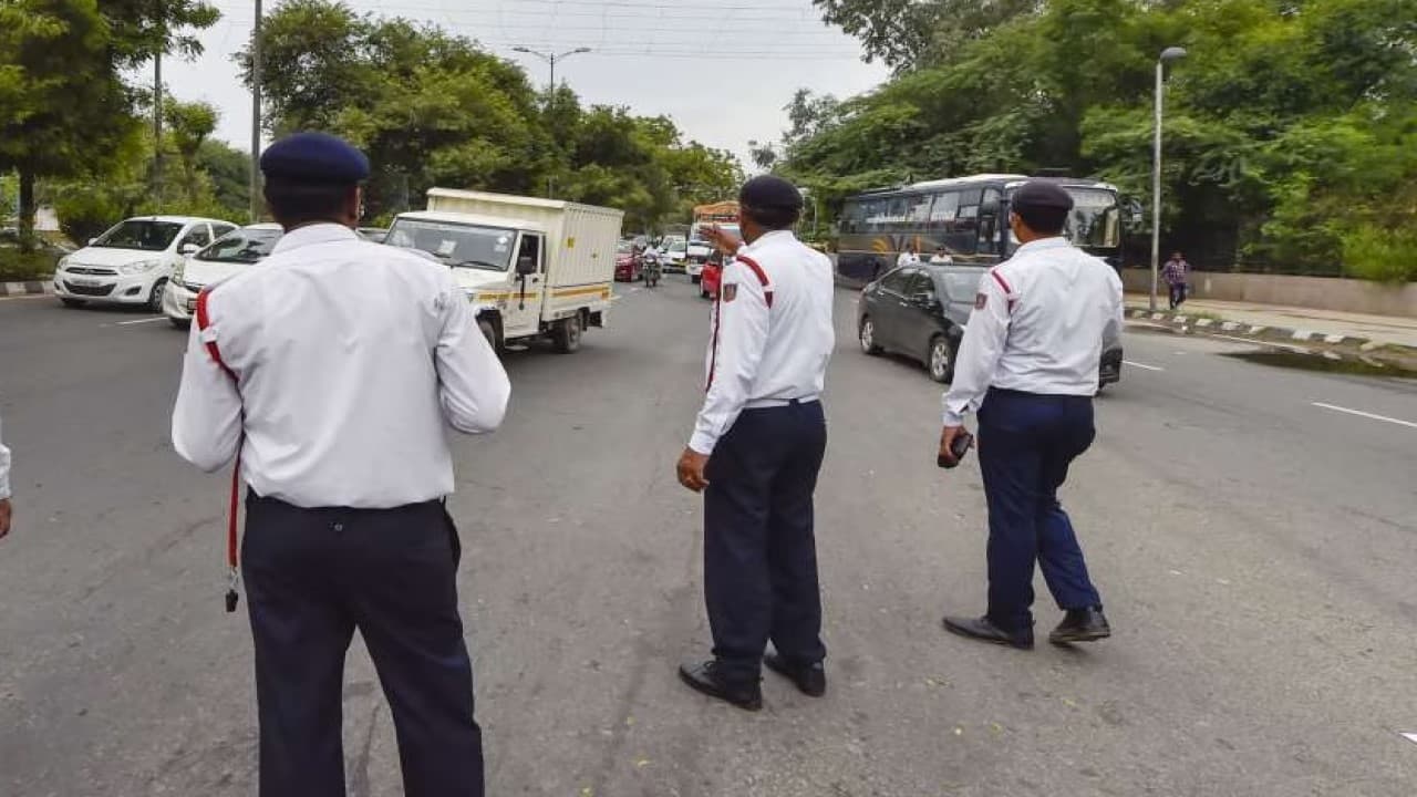 ट्रैफिक चालान पर 90 फीसदी तक मिल रही है छूट! जानें क्या है लास्ट डेट