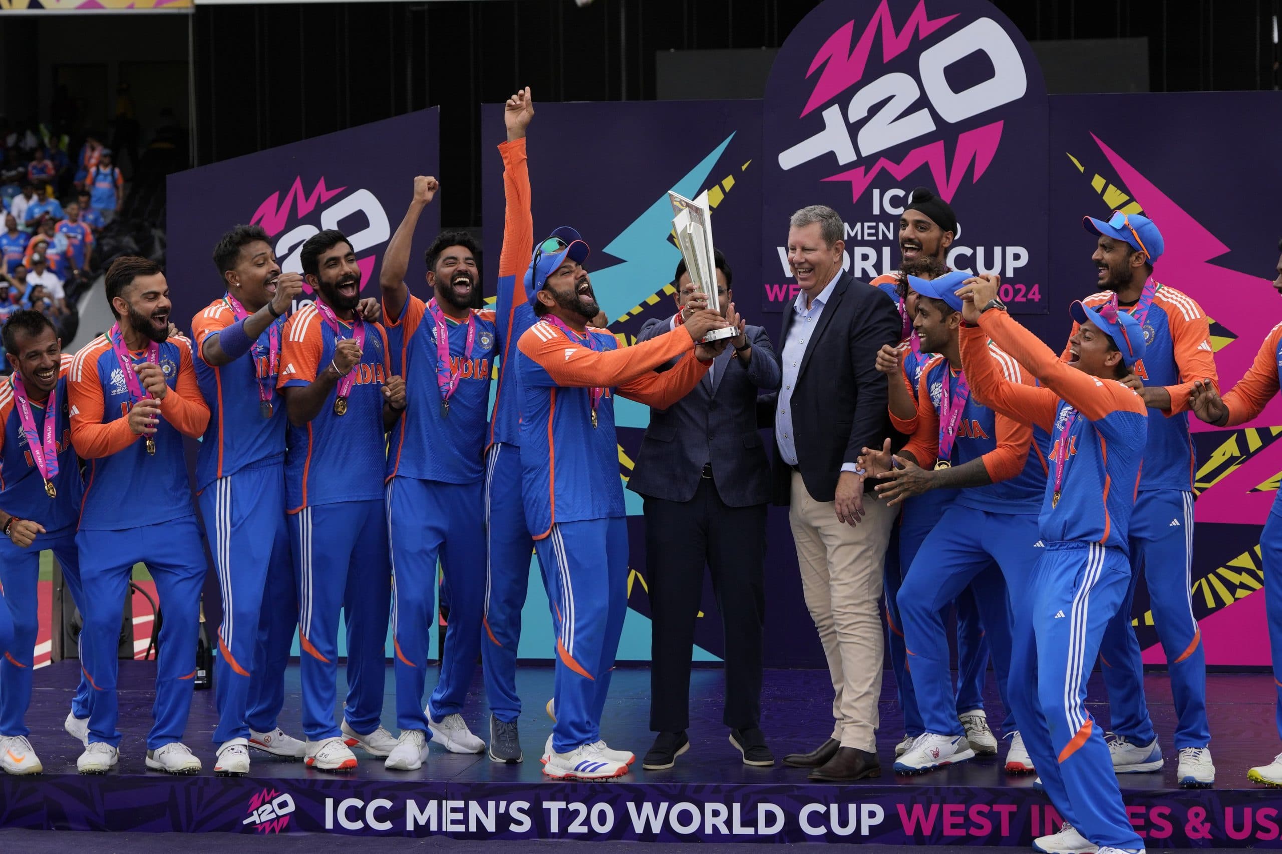 ICC T20 World Cup: BCCI ने टीम इंडिया के लिए खोला खजाना, 125 करोड़ रुपये देने का एलान