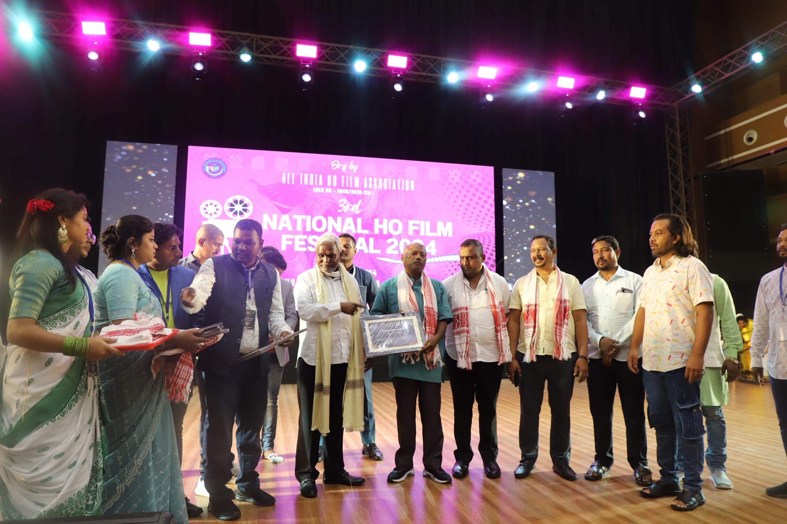 बार बिता हासा लागिड को मिला बेस्ट फिल्म का पुरस्कार