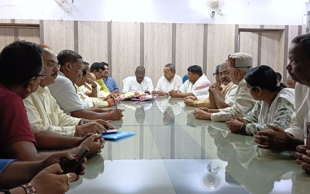 Deoghar News: हम चुनाव हारे, प्रदर्शन बेहतर, गोड्डा लोकसभा चुनाव परिणाम की समीक्षा के बाद बोले बलमुचु