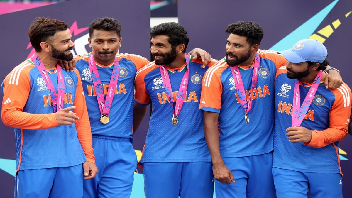 Hurricane Beryl: टीम इंडिया बारबाडोस में फंसी, एयरपोर्ट बंद, टीम होटल में सेवाएं प्रभावित