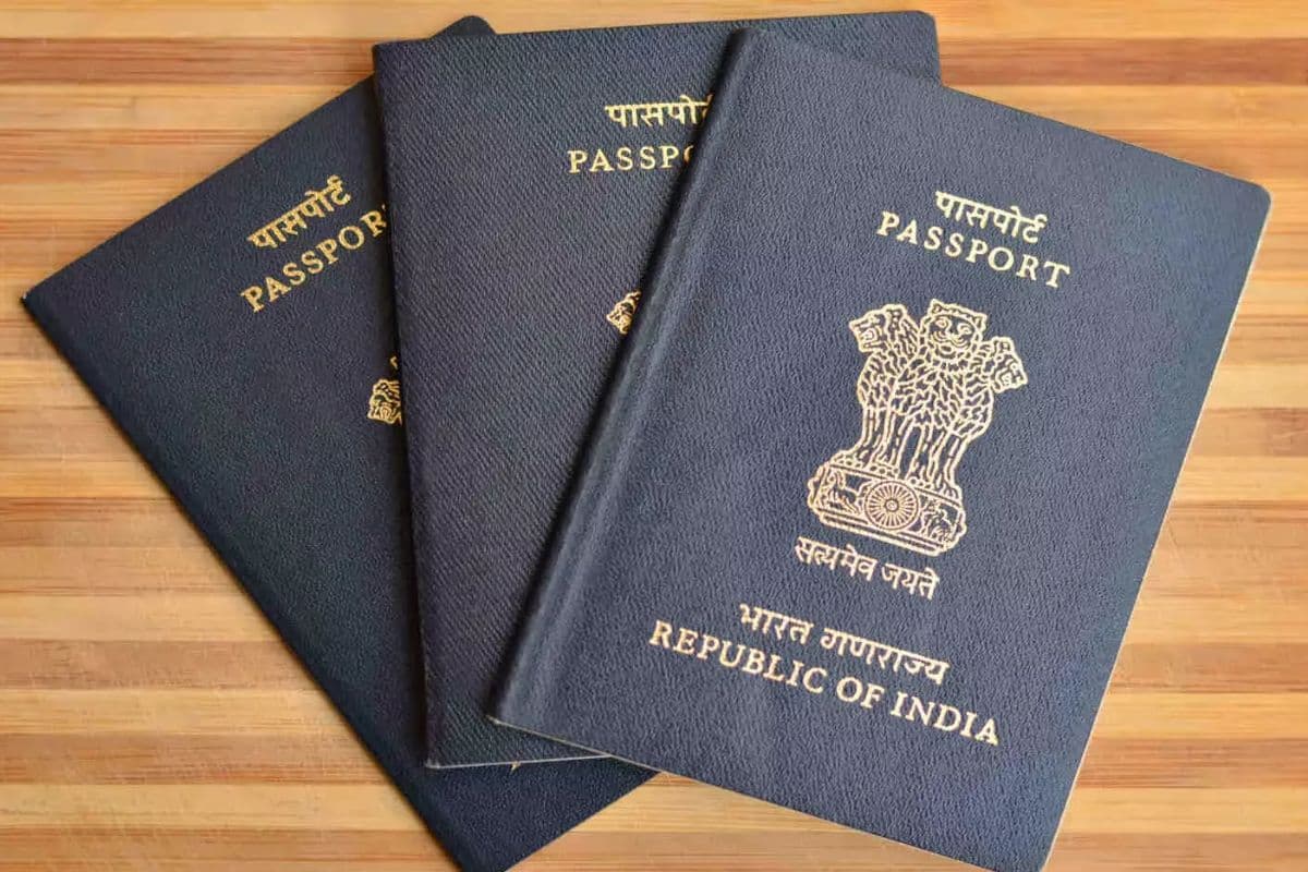 Indian Passport: क्या आप जानते हैं भारतीय पासपोर्ट की ताकत? इतने देशों में कर सकते हैं बिना वीजा के यात्रा