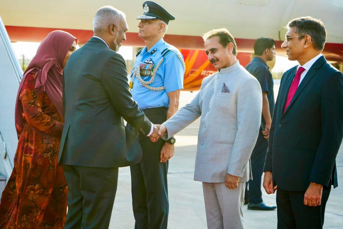 India Maldives Relations: विवाद के बीच दिल्ली पहुंचे मालदीव के राष्ट्रपति मुइज्जू , 5 दिन रहकर करेंगे तनाव दूर