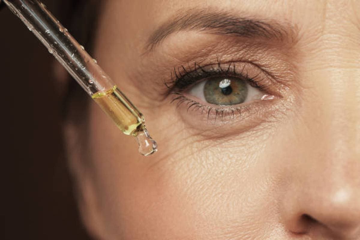 Skin Care After 30: बढ़ती उम्र में दिखना चाहते हैं खूबसूरत, तो अपनाएं ये स्किन केयर रूटीन