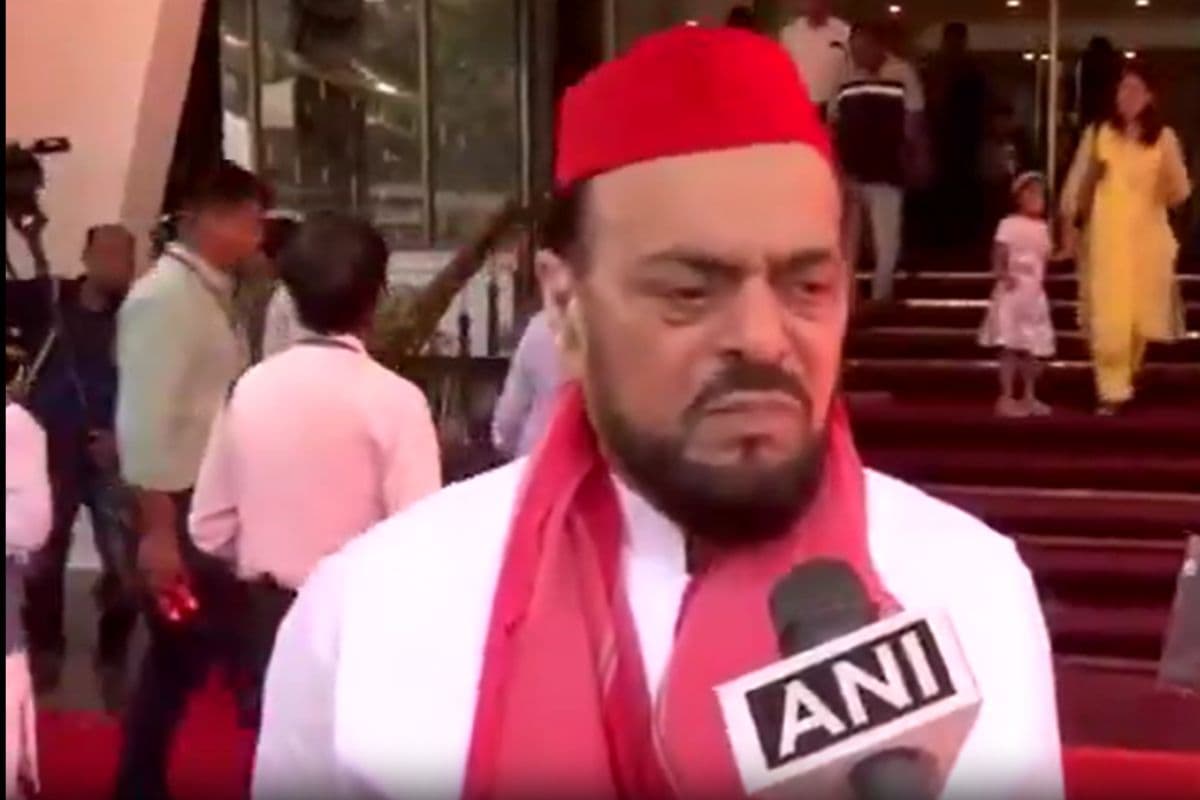 Mahavikas Aghadi News: महाविकास अघाड़ी में दरार, उद्धव के नेता के पोस्ट पर भड़के अबू आजमी, MVA छोड़ने की दी धमकी