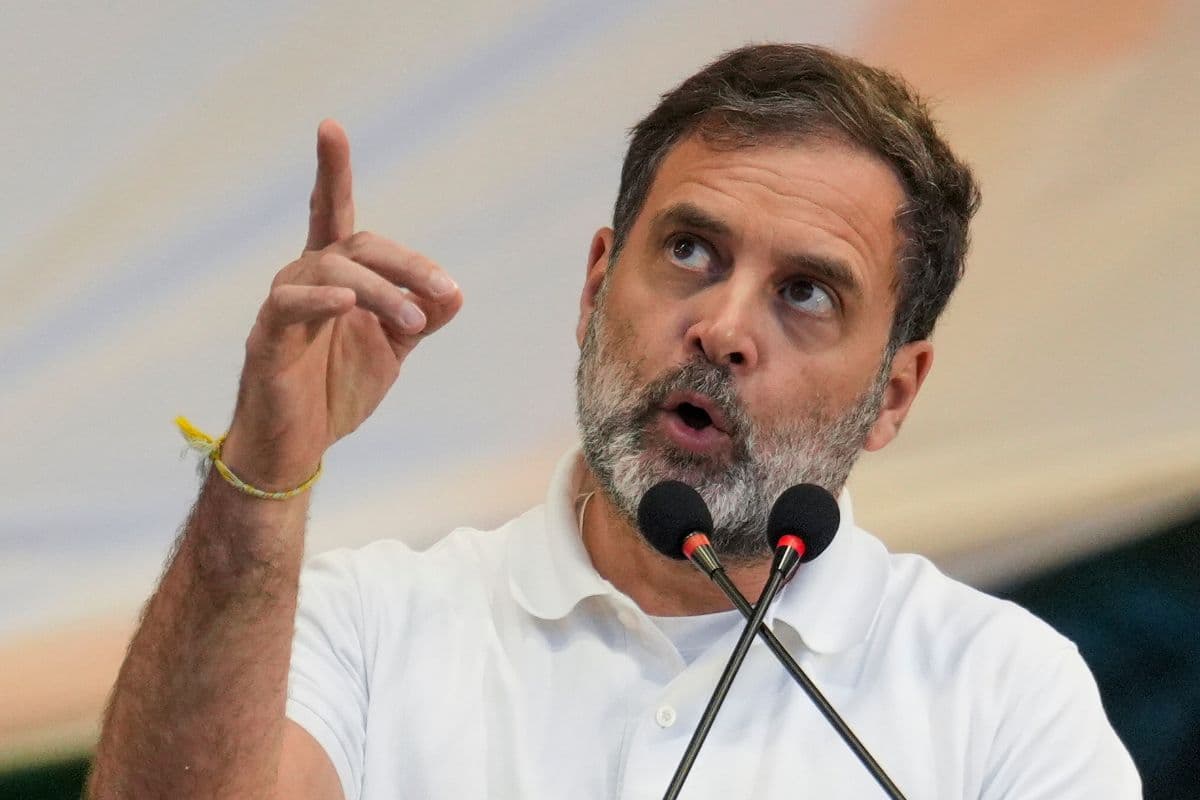 ‘दो खेमों में बटी कांग्रेस पार्टी’,राहुल गांधी ने कर लिया स्वीकार