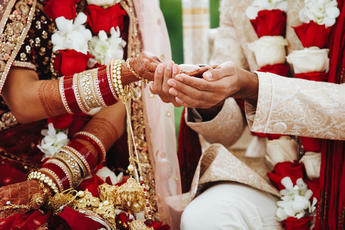 Numerology Marriage: मूलांक न मिलने पर भी सफल हो सकती है शादी, जानें कैसे