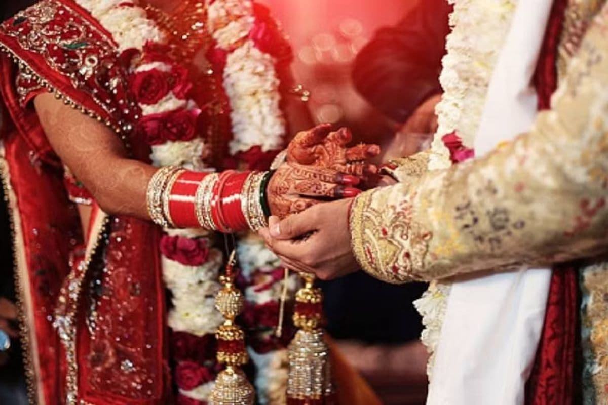 प्यार के लिए मध्यप्रदेश से बिहार आई लड़की, निकाह के 18 दिन बाद बजरंग दल संग पहुंचा परिवार