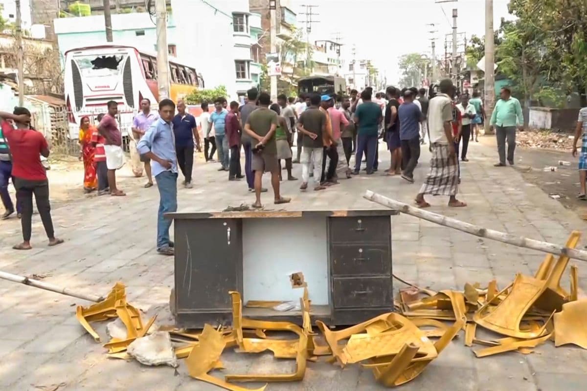 Waqf Law Violence: मुर्शिदाबाद हिंसा में पिता-पुत्र सहित 3 लोगों की मौत