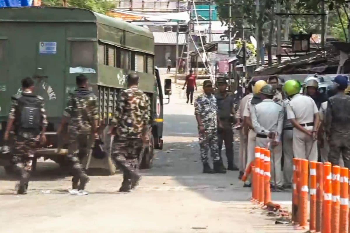 Waqf Law Violence: बीजेपी नेता ने मुर्शिदाबाद में AFSPA लगाने की मांग की, जानें अब कैसे हैं हालात