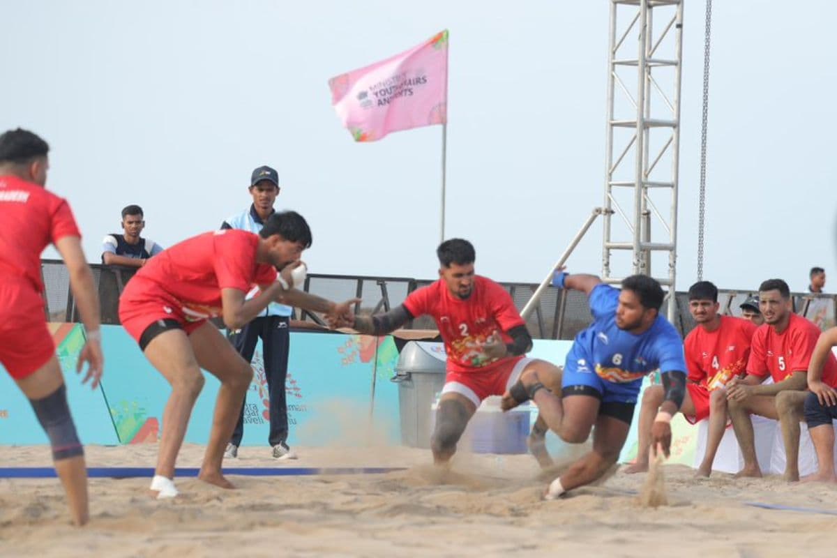 Beach Kabaddi: क्या होती है बीच कबड्डी, आम कबड्डी से कैसे है अलग और क्या हैं इसके नियम?