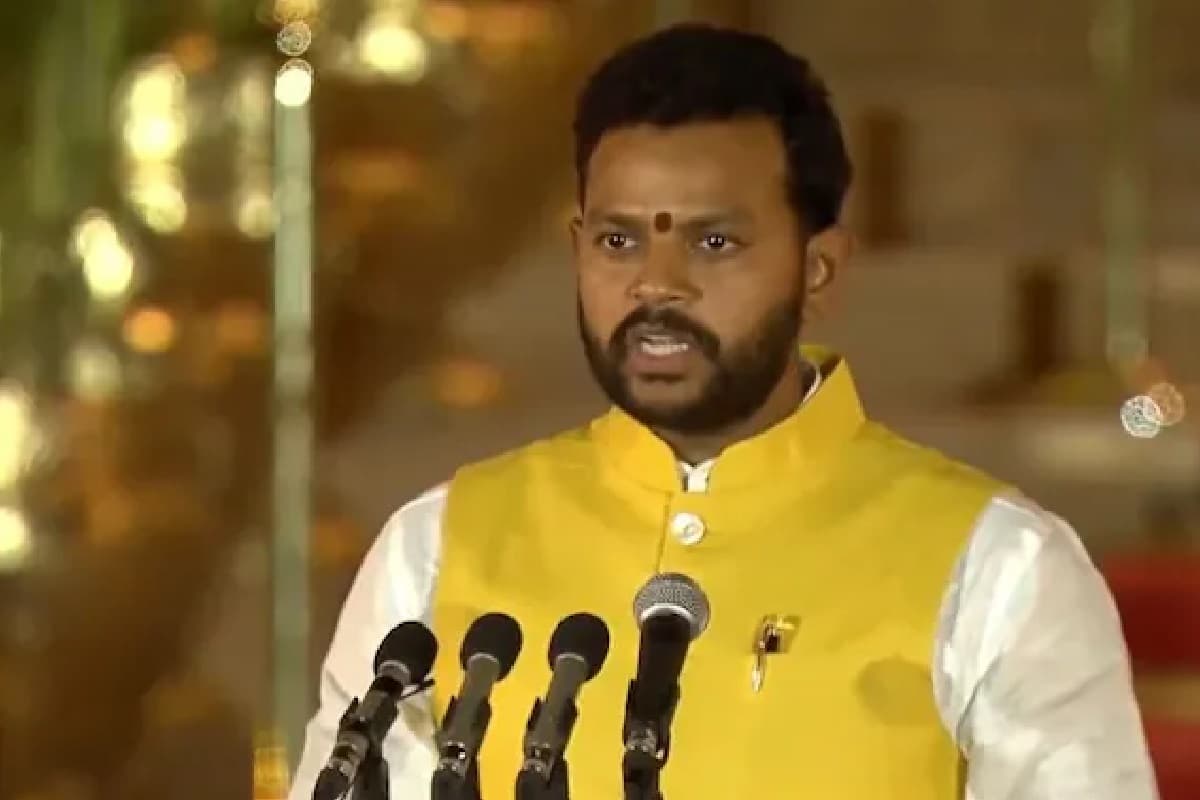 हवाई अड्डे बंद, परेशानी में एयरलाइंस! नागर विमानन मंत्री ने कंपनियों के साथ की बैठक