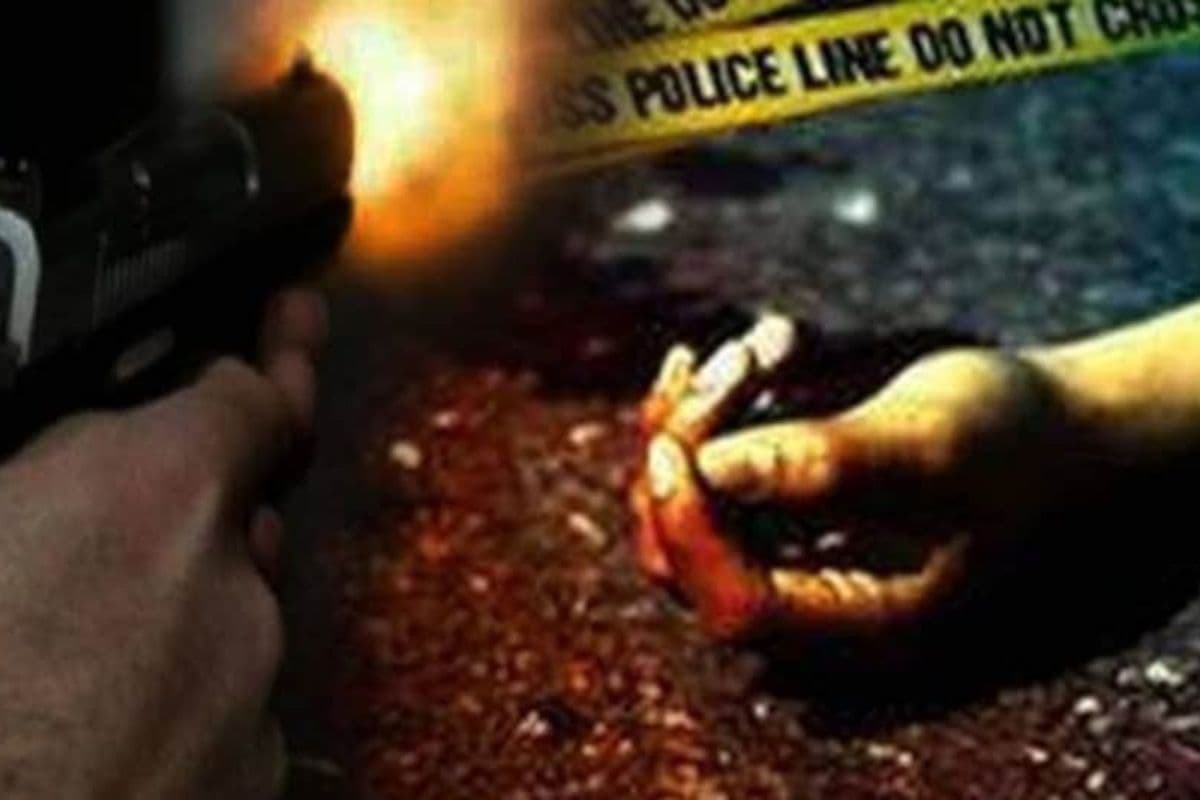 Bihar Crime: बेटे के सामने पिता को गोलियों से भूना, अस्पताल में नहीं मिला इलाज तो...