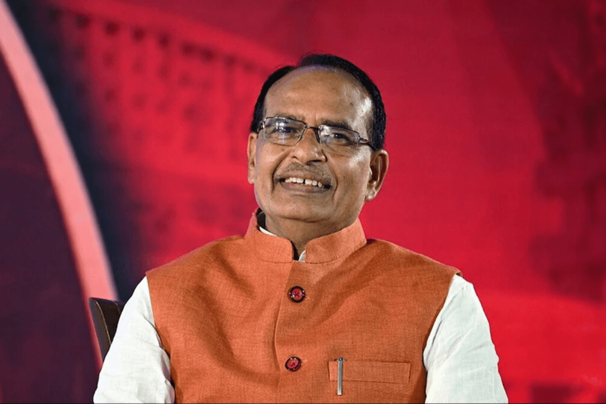 Bihar News: बिहार के पूर्वी चंपारण पहुंचे केंद्रीय मंत्री शिवराज सिंह चौहान, किसानों के लिए किया बड़ा ऐलान