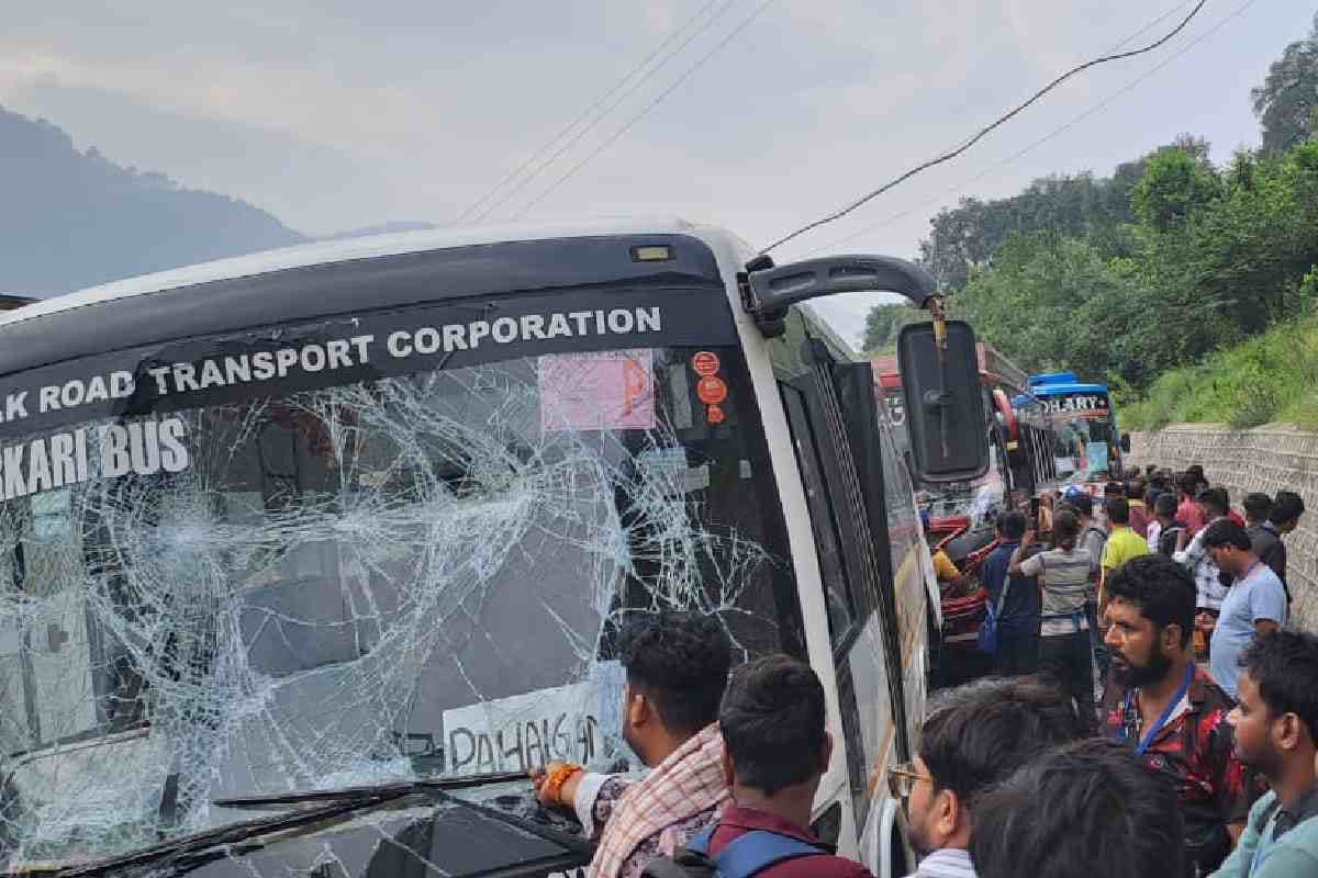 Amarnath Yatra Accident : अमरनाथ यात्रा के काफिले में चार बसों की टक्कर