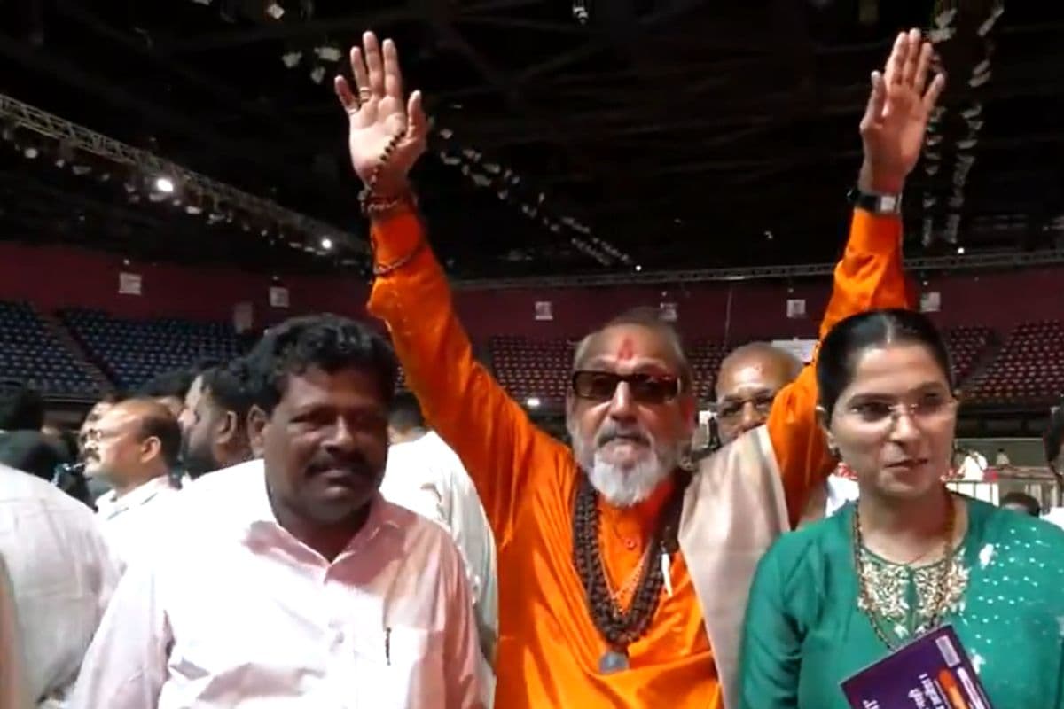 Bal Thackeray Viral Video: उद्धव की रैली में दिख गए बालासाहेब, आप भी जाएंगे चौंक