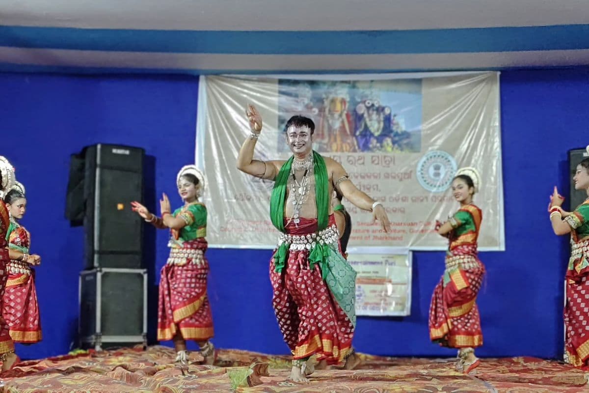 Rath Yatra: ओडिशा के कलाकारों ने नृत्य व संगीत से बांधा समां, झूमे उठे दर्शक