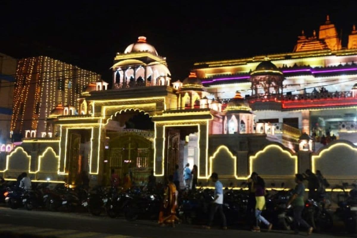 जन्माष्टमी पर पटना के इन 5 प्रमुख मंदिरों का जरूर करें दर्शन, यहां दिखेगा भक्ति और उत्सव का अनोखा संगम  