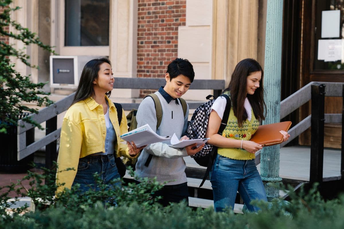 IGNOU Admissions 2025: ODL प्रोग्राम के लिए बढ़ी रजिस्ट्रेशन की आखिरी तारीख, Apply करने का तरीका यहां