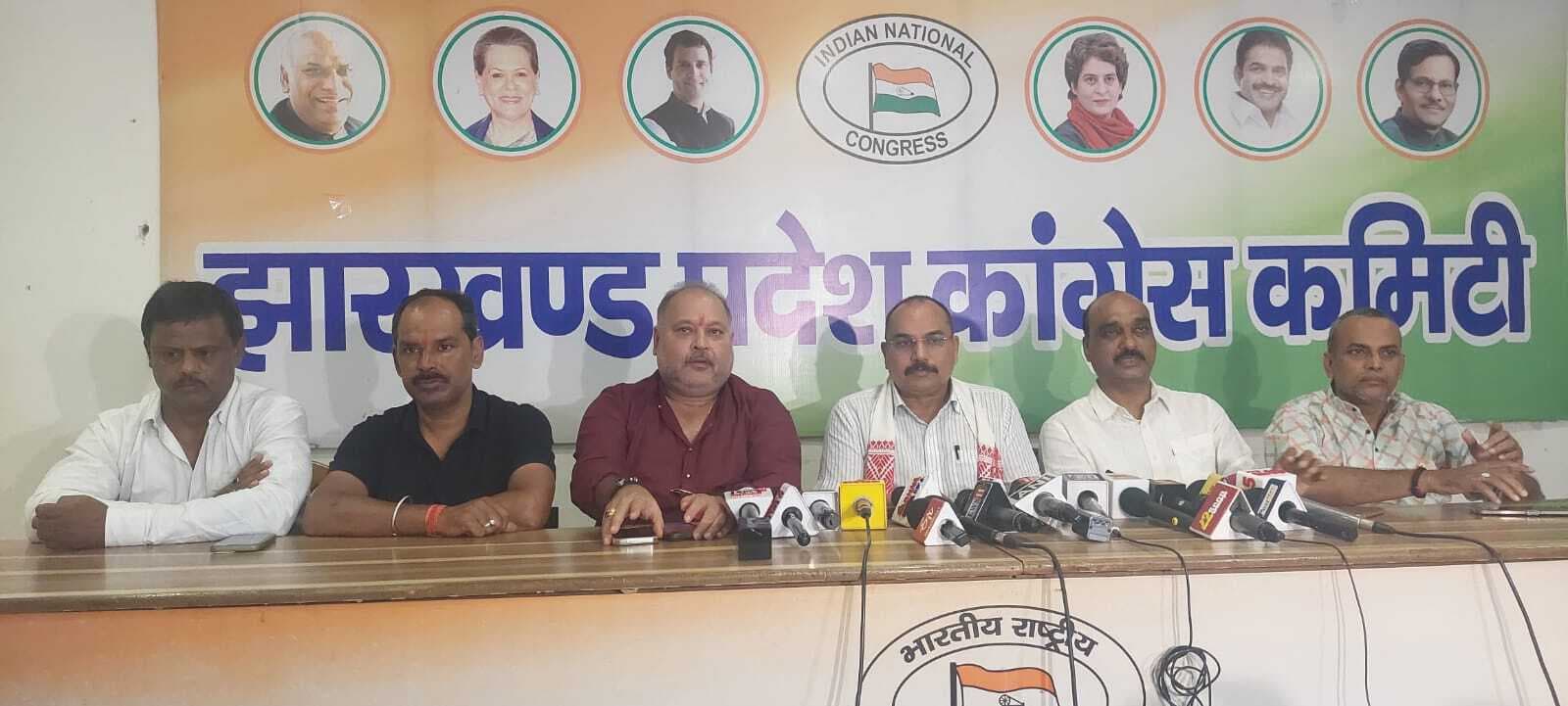 Political news : 50 प्रतिशत आरक्षण की सीमा हटायी जाये : प्रदीप यादव