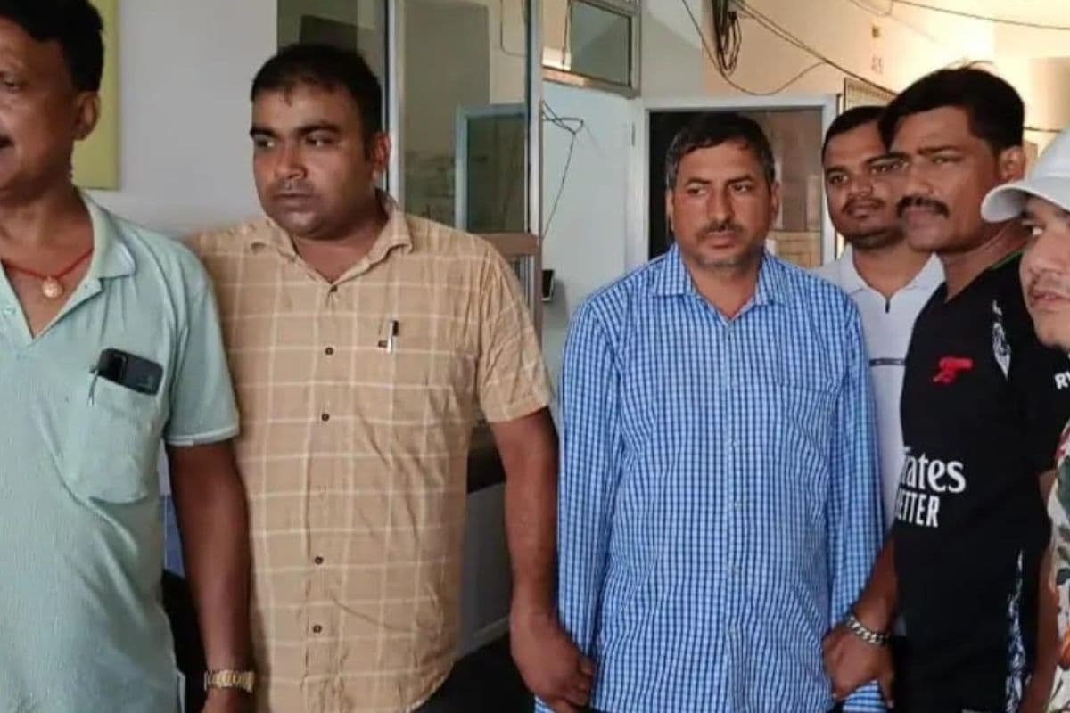 नालंदा में स्वास्थ्य विभाग के मैनेजर को निगरानी ने घूस लेते पकड़ा, आशा बहाली के लिए मांगे थे 40000 रुपये रिश्वत