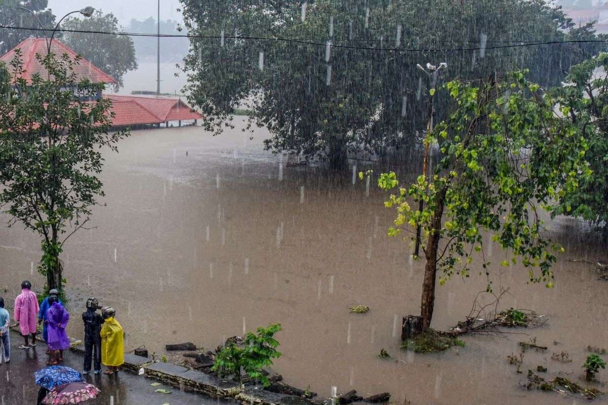 Fengshen Storm: फेंगशेन तूफान ने बरपाया कहर, 6 से ज्यादा लोगों की मौत, हजारों हुए बेघर