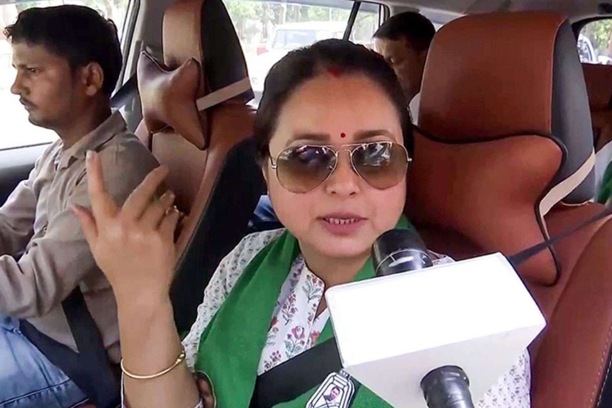 रोहिणी आचार्या के पार्टी और परिवार छोड़ने पर मचा सियासी घमासान, जदयू और भाजपा नेताओं ने दिया बड़ा बयान  