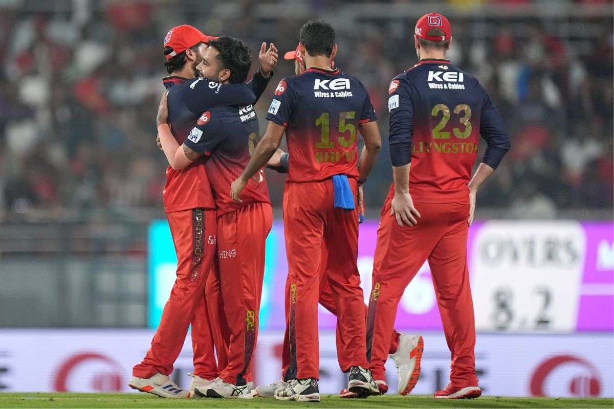 RCB IPL 2026 Retentions: RCB ने लिविंगस्टोन और एनगिडी को दिखाया बाहर का रास्ता, देखें रिटेन-रिलीज खिलाड़ियों की लिस्ट