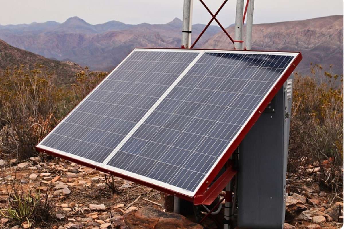 ट्रंप के टैरिफ से भारत का सोलर मॉड्यूल का निर्यात प्रभावित, घरेलू बाजारों में बढ़ गई सप्लाई