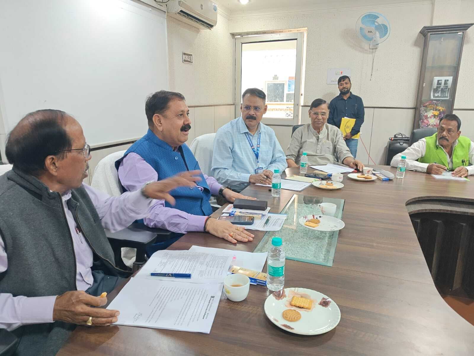 दीक्षांत समारोह की तैयारी को लेकर एमयू में हुई सिंडिकेट की बैठक