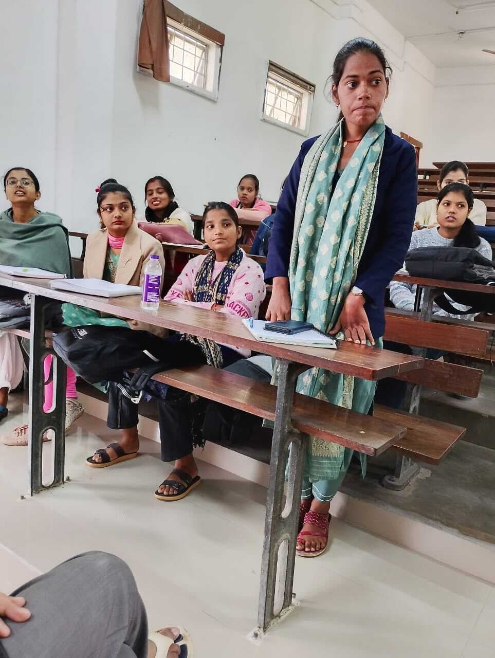 विवि जीवन आपको स्वतंत्रता देता है, पर यह उत्तरदायित्व के साथ आती है : वीसी