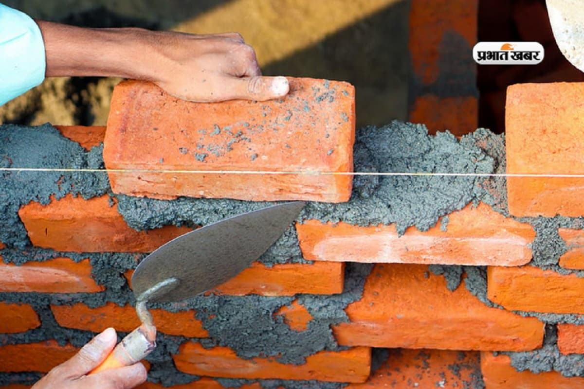 Cement Price Hike: जनवरी से घर बनाना हो सकता है महंगा, सीमेंट के दाम बढ़ने की उम्मीद