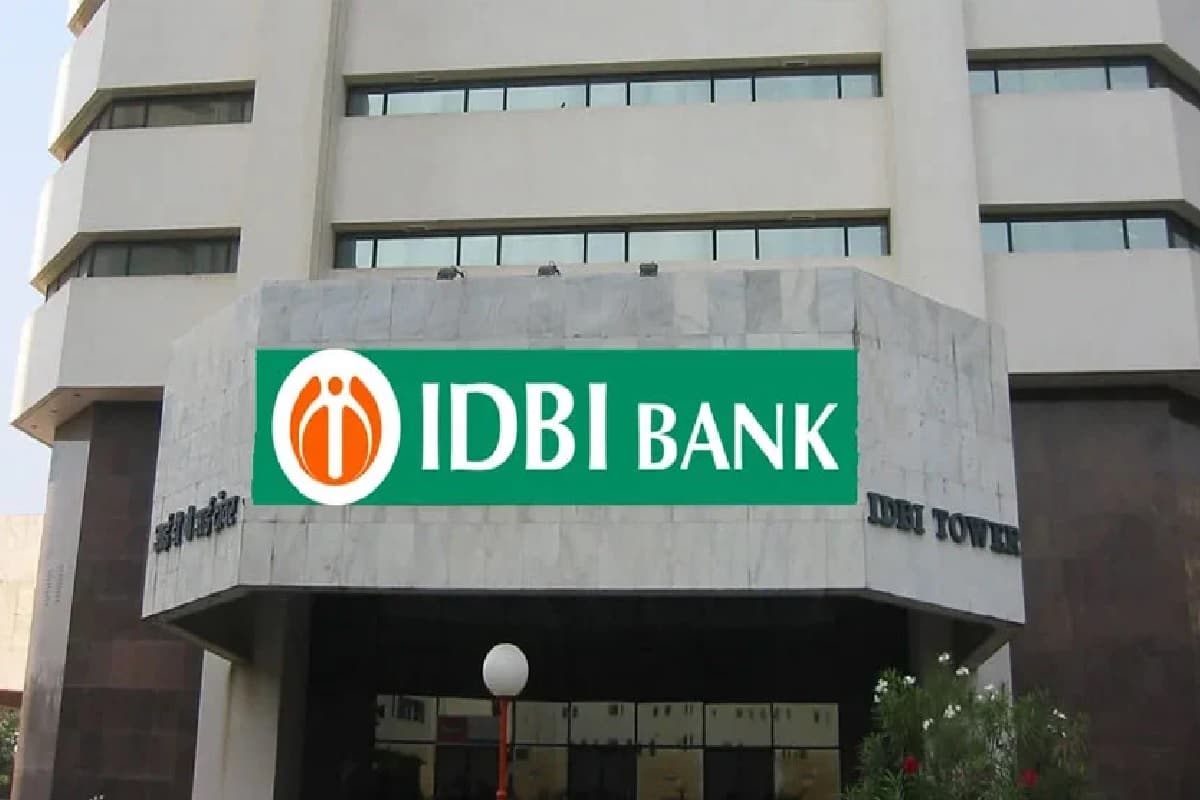 IDBI Bank Privatization: मार्च 2026 तक प्राइवेट हाथों में चला जाएगा आईडीबीआई बैंक, सरकार ने शुरू की प्रक्रिया