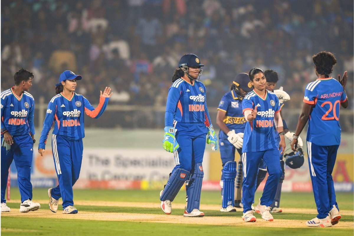 महिला क्रिकेटर्स पर BCCI मेहरबान, खोला खजाना और बढ़ाई फीस, मिलेगा इतना पैसा