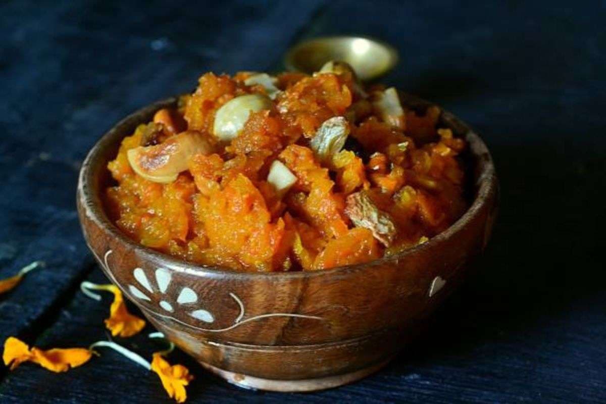 Pineapple Halwa Recipe: स्वाद में सुपरहिट पाइनएप्पल का हलवा जीत लेगी आपका दिल, आज ही करें ट्राई