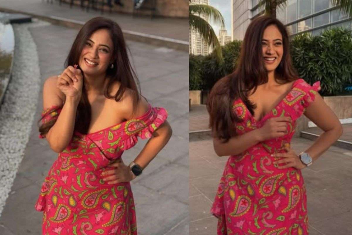 Shweta Tiwari Glamorous Photos: 45 की उम्र में श्वेता तिवारी ने ढाया ऑफ-शोल्डर ड्रेस में कहर, संस्कारी बहु से बनी ग्लैमरस डीवा, फैंस बोले- संतूर मम्मी