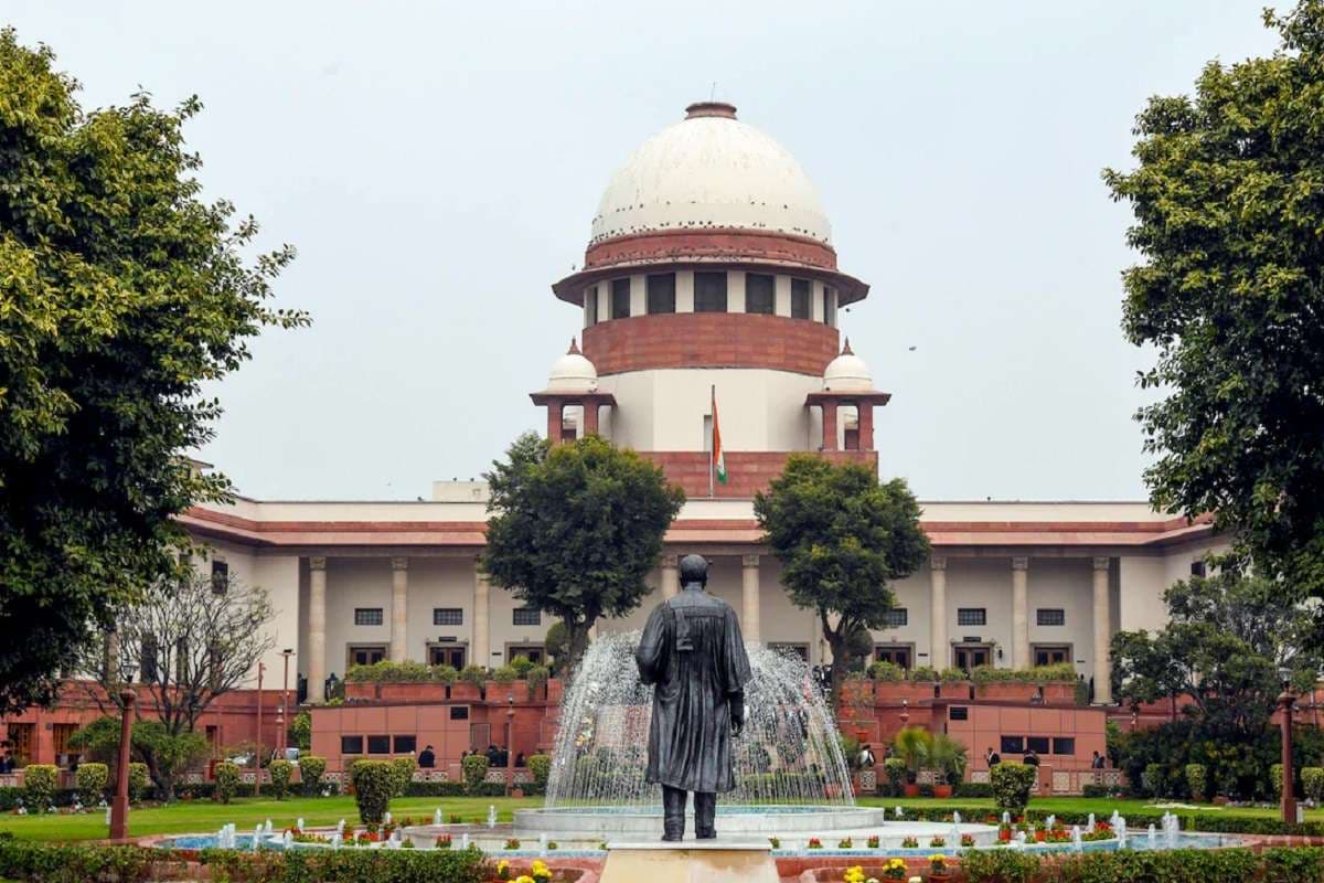 Supreme Court GST Car: दिव्यांगजनों की कार खरीद पर जीएसटी छूट क्यों नहीं? सुप्रीम कोर्ट ने केंद्र से मांगा जवाब