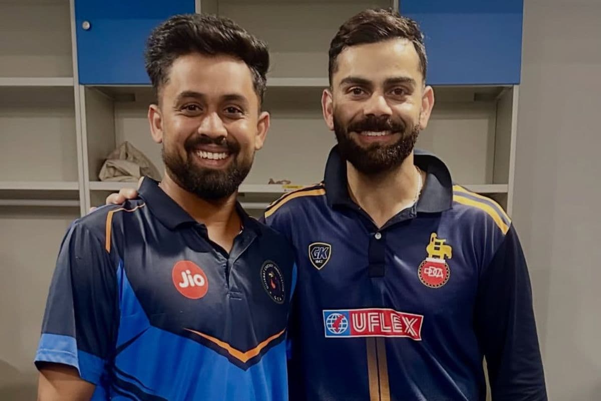 विराट कोहली की दरियादिली, VHT में जिस स्पिनर ने किया आउट, उसी के साथ ली सेल्फी; दिया ऑटोग्राफ वाला बॉल