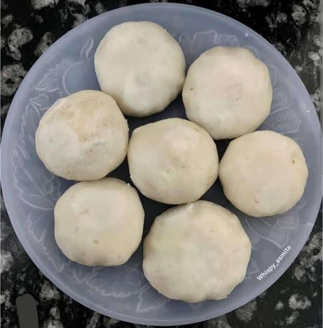 मेसकौर की घरों में चूल्हे पर पकने वाले पीठे के स्वाद की है अलग पहचान