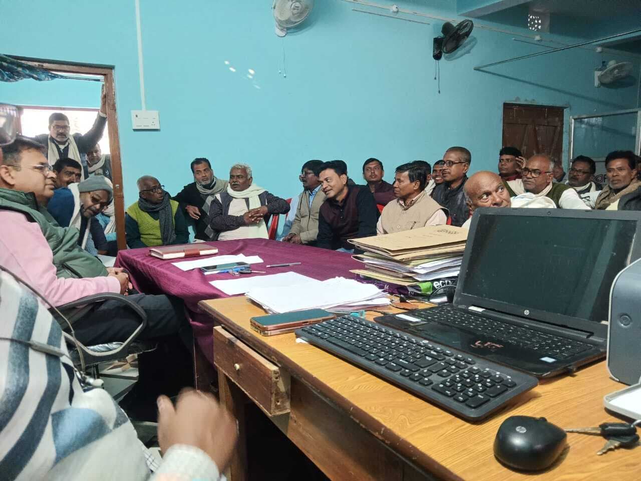 Samastipur News:डीलरों को सही वितरण व सुधार का निर्देश