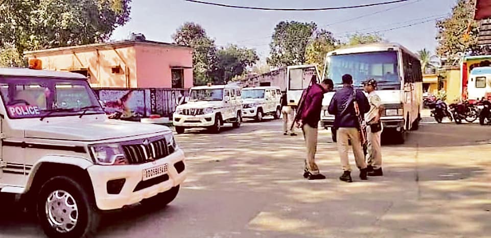 Sundergarh News :  सुंदरगढ़ जेल में जेल सुपरिटेंडेट को बदलने की मांग पर 547 कैदी हड़ताल पर