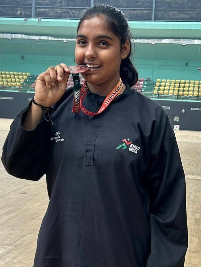 राष्ट्रीय थांग-टा प्रतियोगिता में बनमनखी की सुहानी का शानदार प्रदर्शन