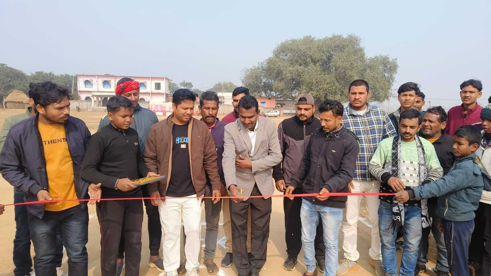 युवक क्लब ने सगदाहा को चार विकेट से हराया