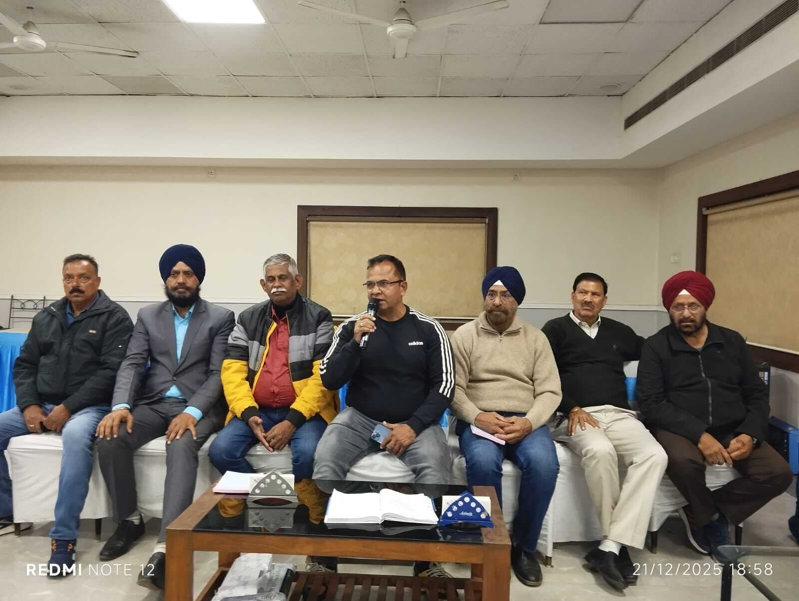 Jharkhand state master athletics association review meeting:  समीक्षा बैठक में कई मुद्दों पर हुई चर्चा